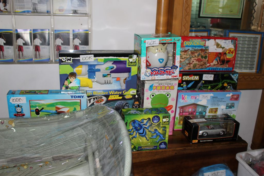 Garage Sale for Hope