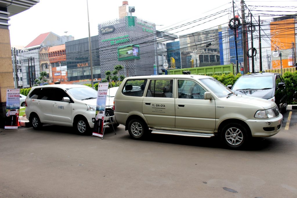 Donasi Mobil CSR Bank DKI