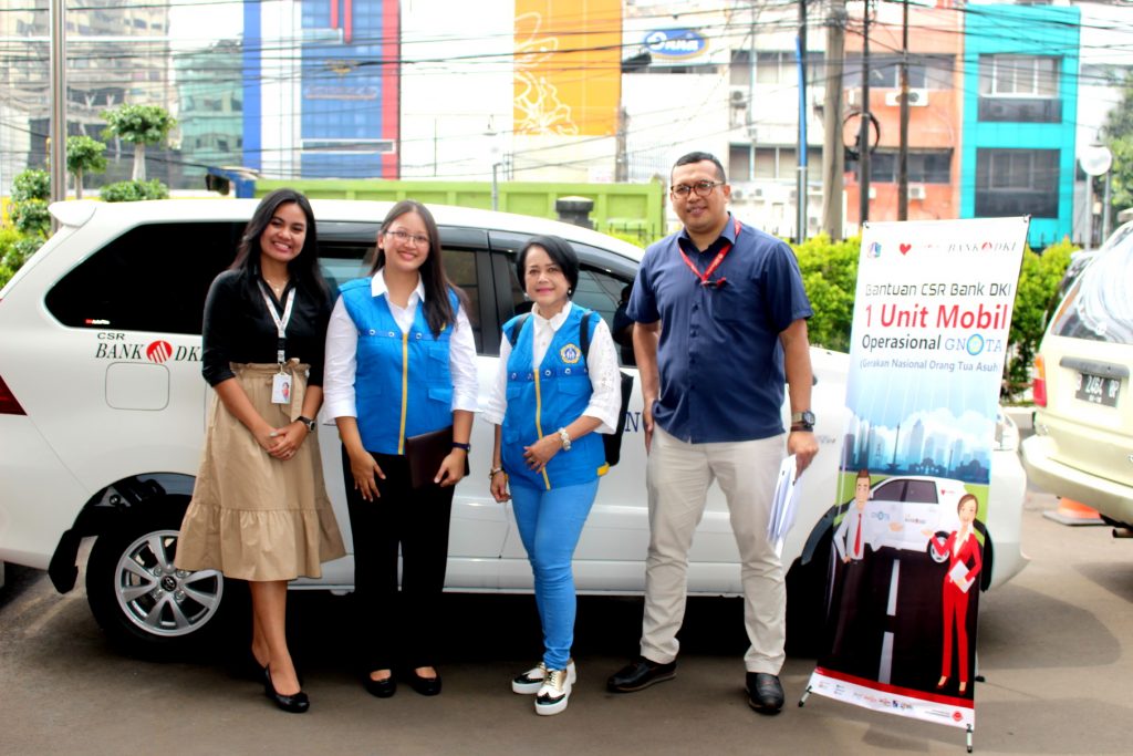 Donasi Mobil CSR Bank DKI