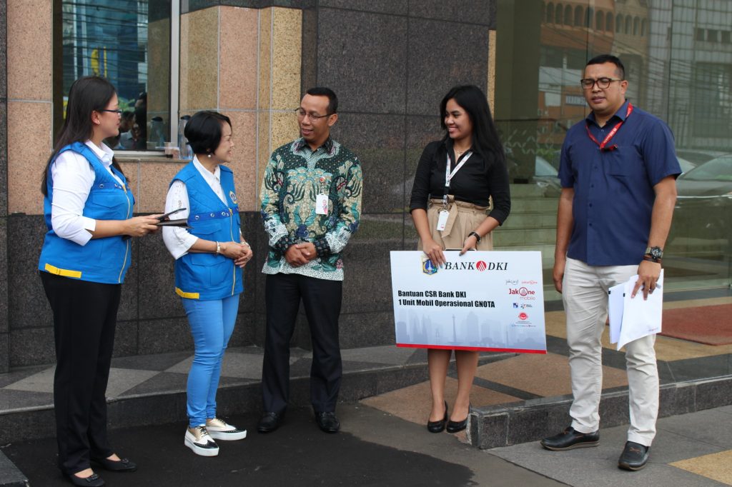 Donasi Mobil CSR Bank DKI