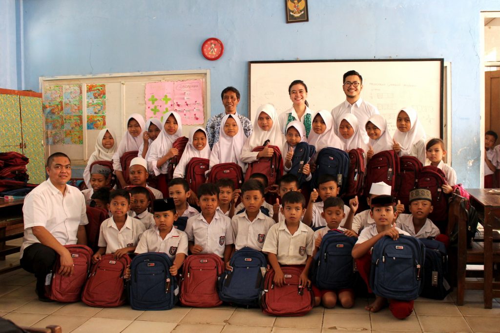 Penyerahan Paket Bantuan